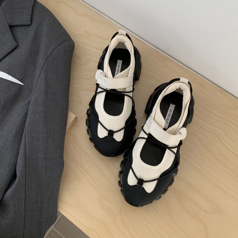 スポーティーなチャンキープラットフォームメリージェーンシュー - Sneakers Care のレビューと価格