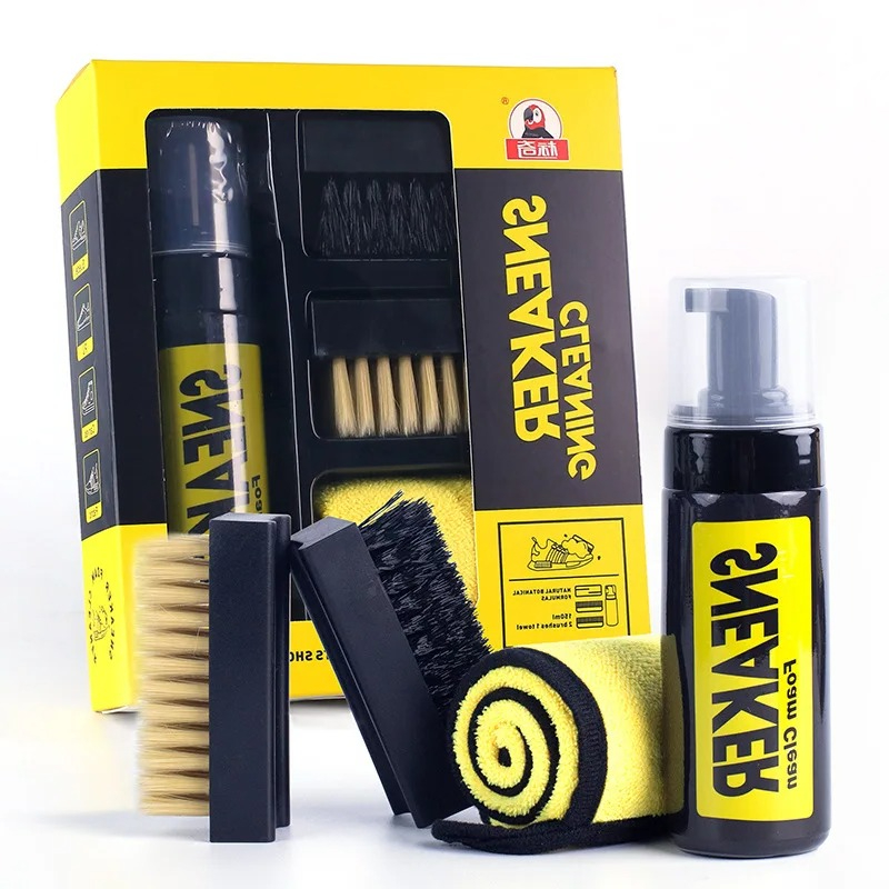 150ml水なしフォームスニーカークリーナーキット（ブラシと - Sneaker Care White のレビューと価格